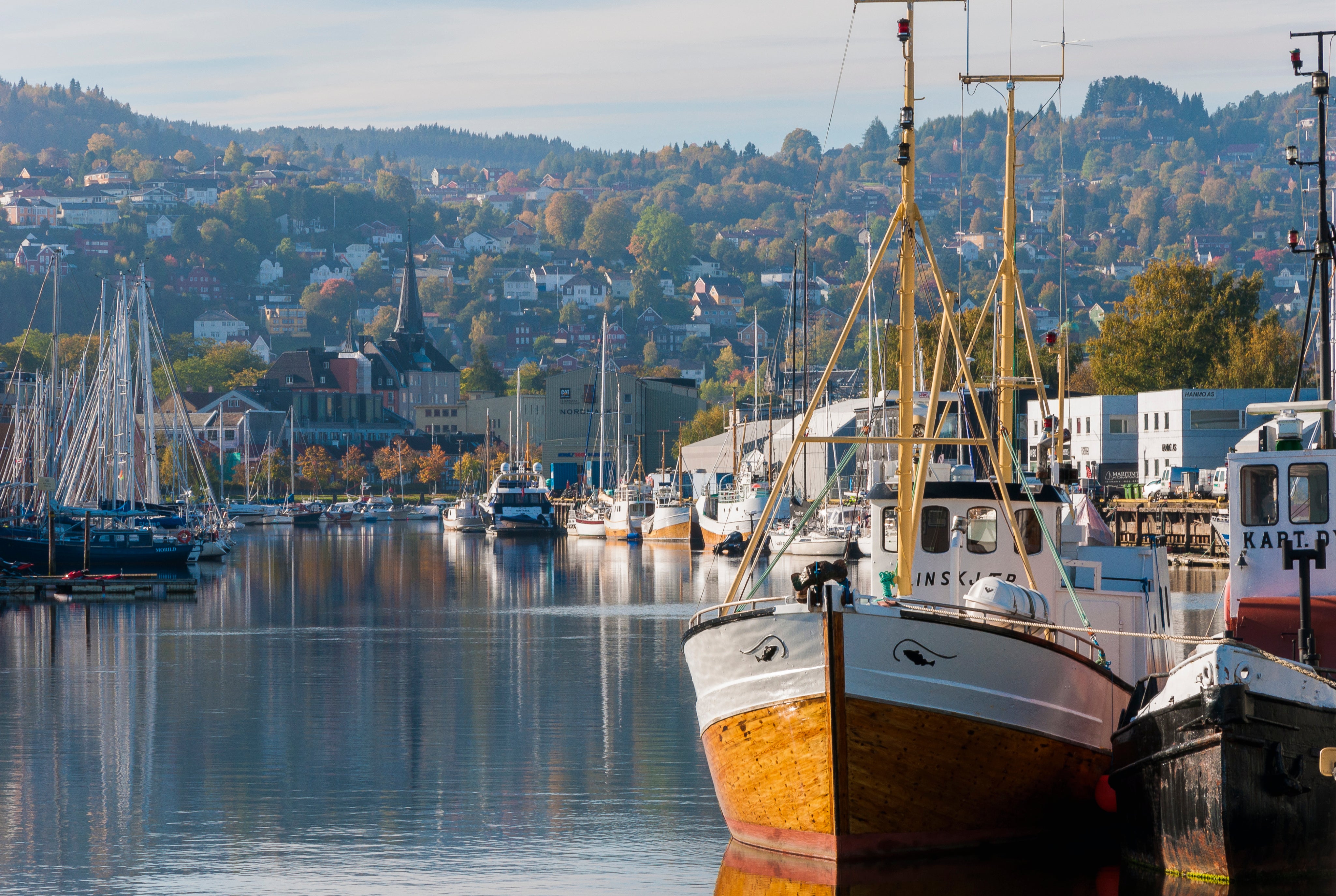 Trondheimwaterfrontcharm-150x100cm_9aa9385e-c8f7-4300-98b1-a70c31098fbc.jpg