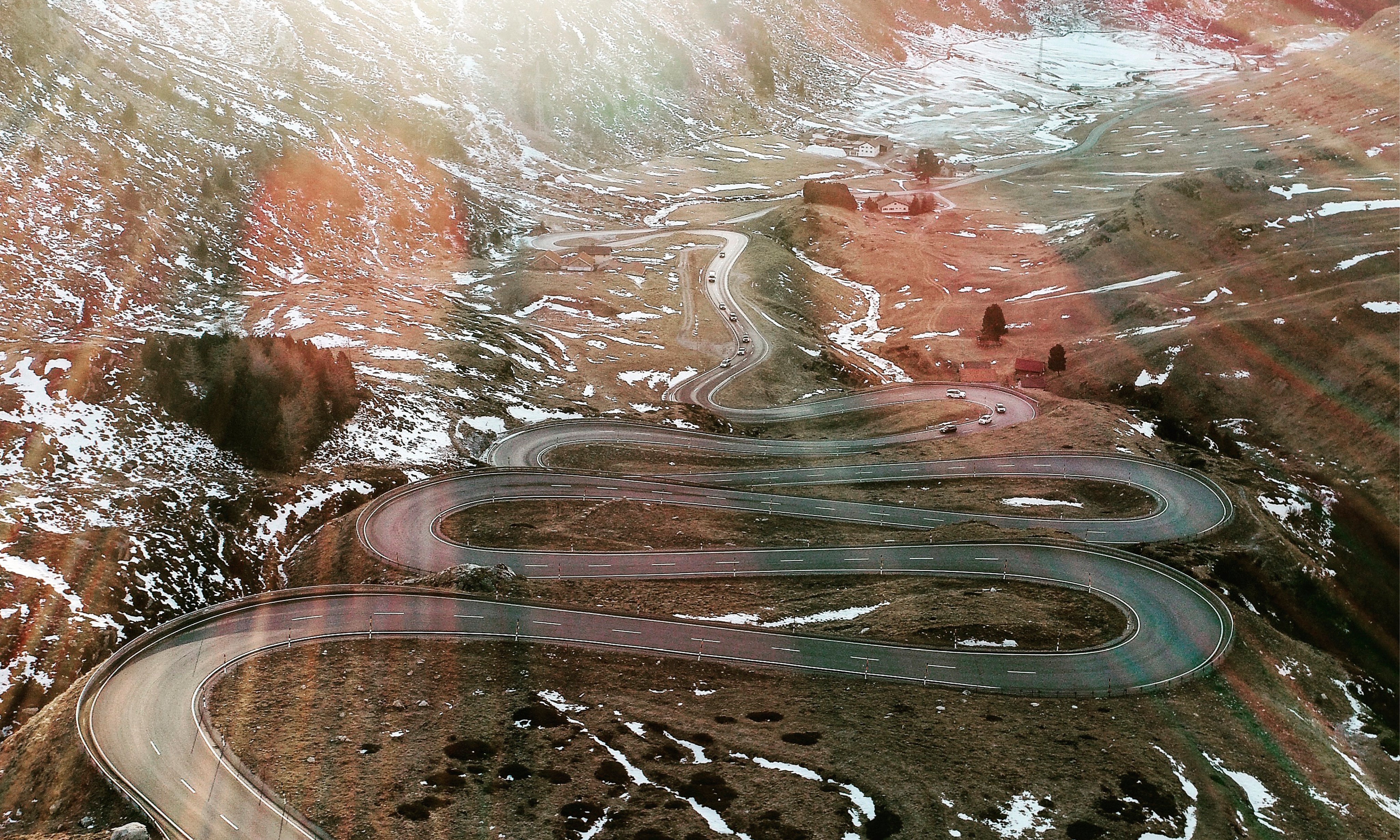 Twistinghorizon-150x150cm.jpg