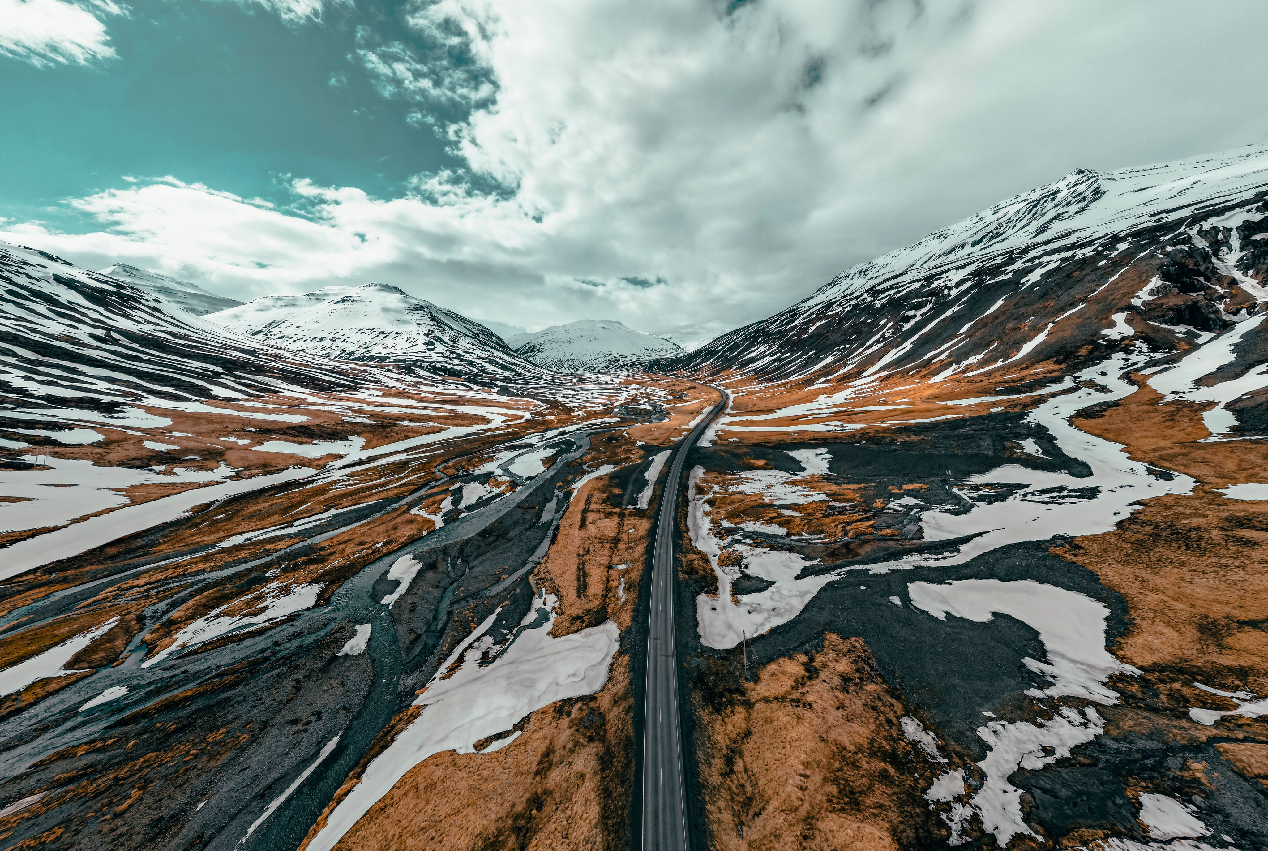 Valleyroad-150x100cm.jpg