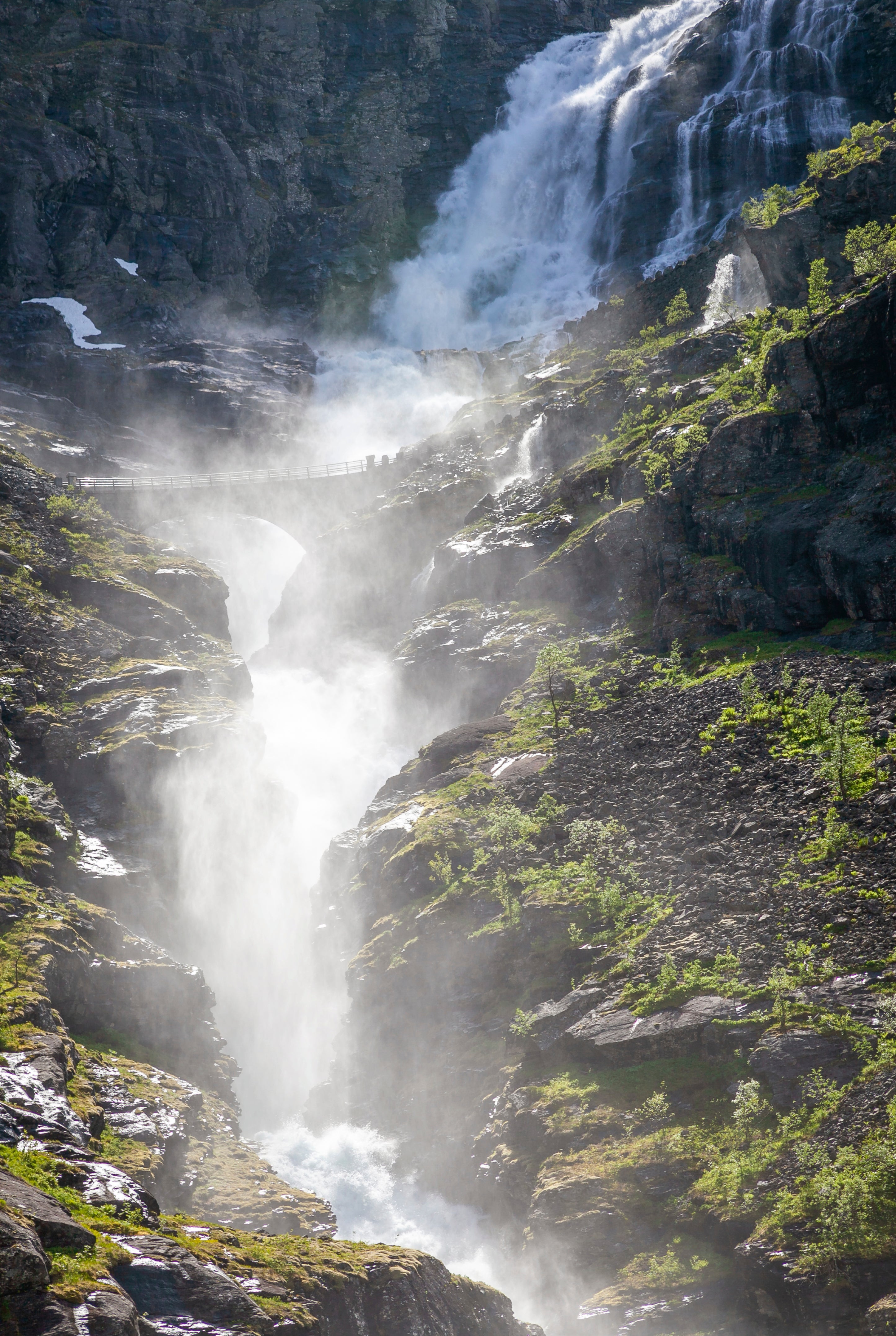 Veil of water
