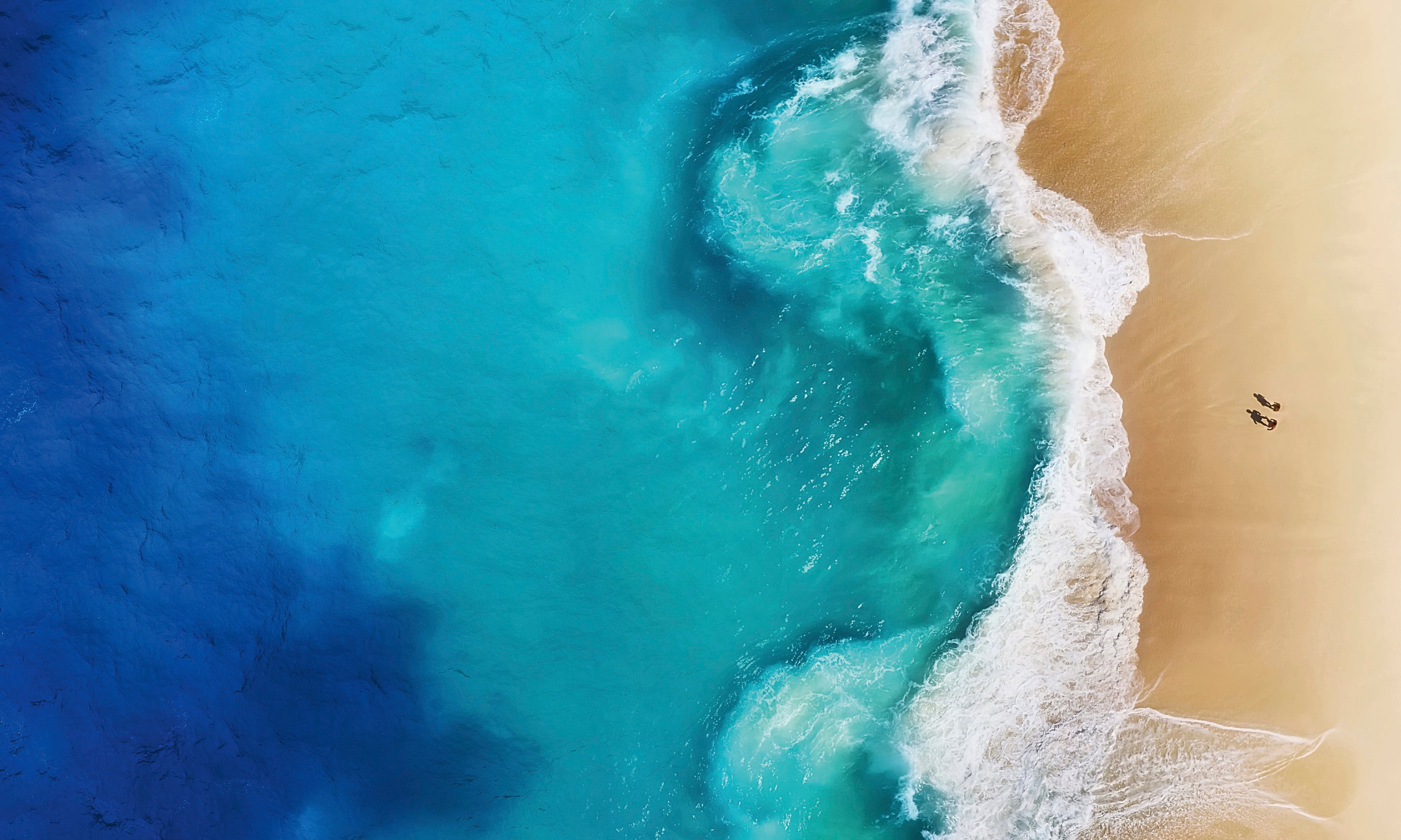 Walkingthebluedivide-120x80cm.jpg