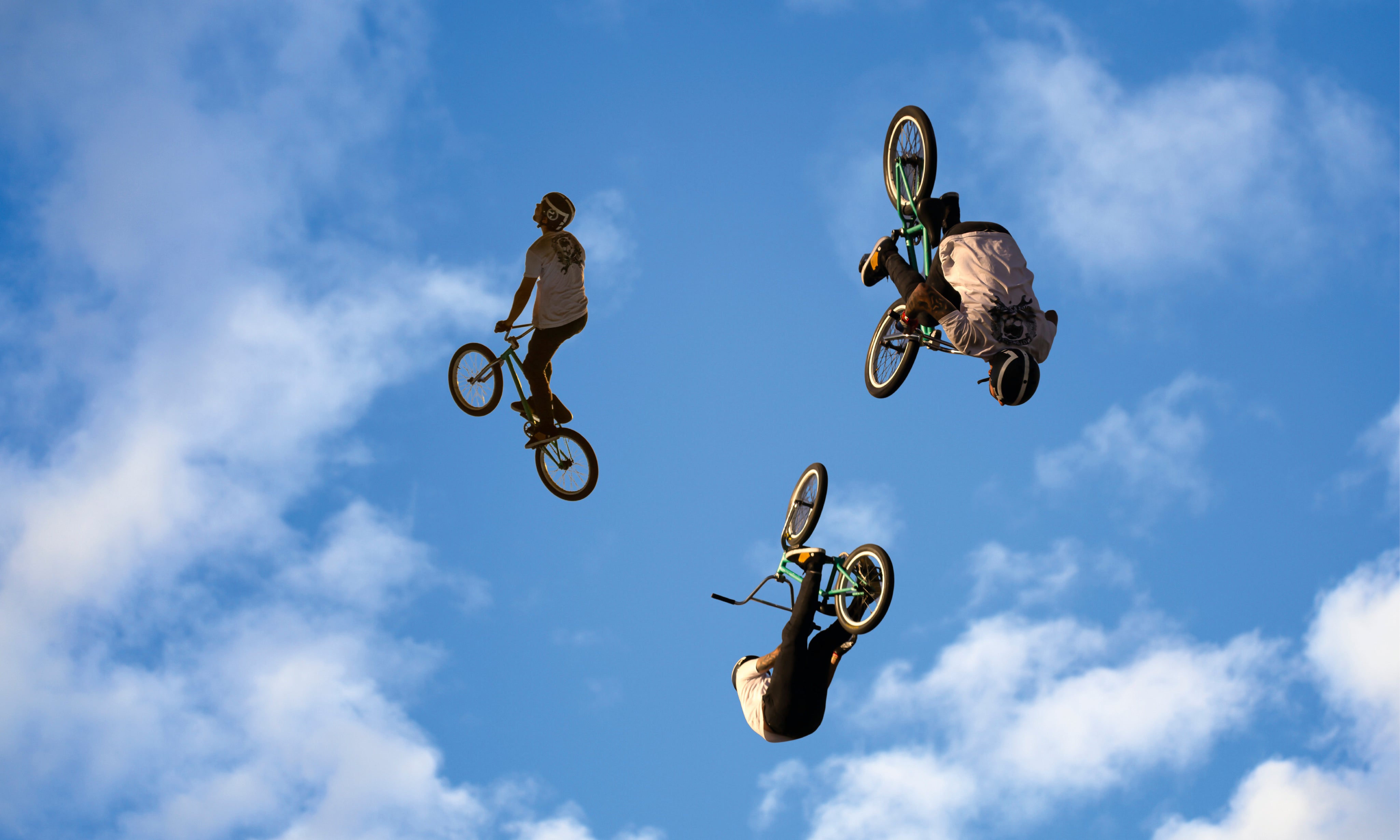 skymotion-150x100cm.jpg